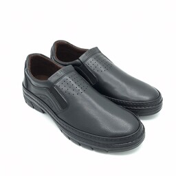 کفش چرم مردانه زیره پلیمر مواد نو مدل سهند مشکی سایزهای 40 تا 44 ارسال رایگان 