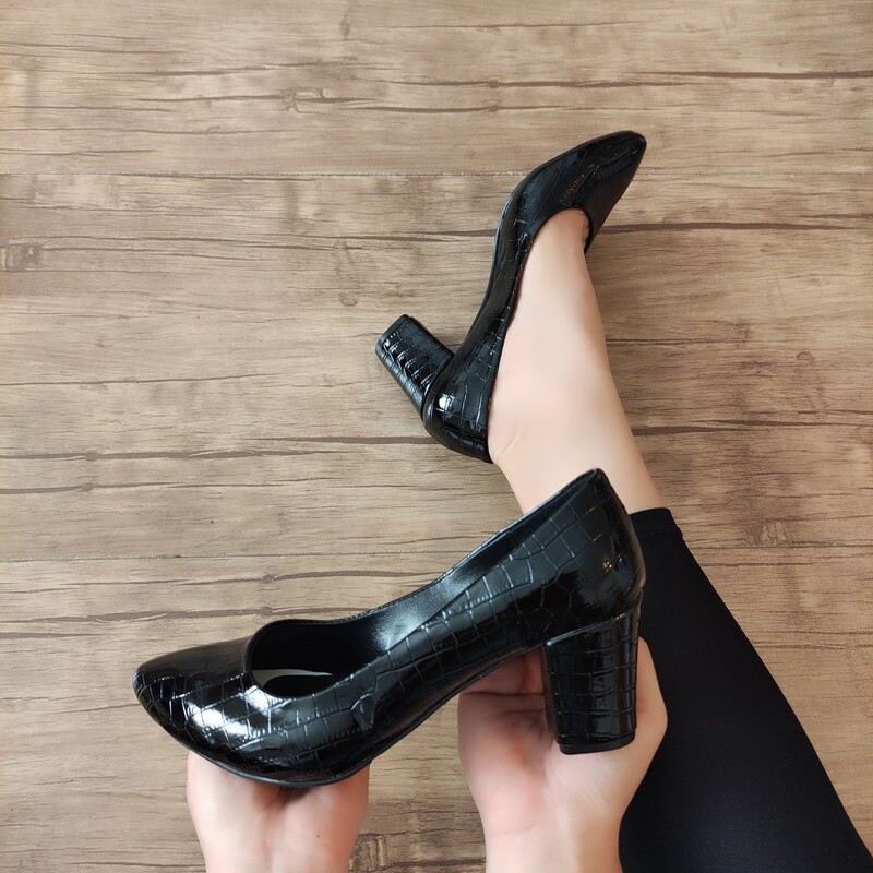 کفش ورنی مجلسی پاشنه بلند زنانه دخترانه سایز 37 تا 40 زیره رافیک رویه چرم صنعتی مصنوعی پاشنه 7 سانتی