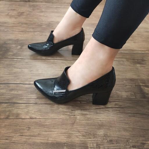 کفش اداری مجلسی ورنی زنانه دخترانه رنگ مشکی سایز 37 تا 40 زیره رافیک