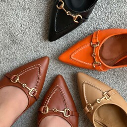 کفش مجلسی مدل chic
کیفیت اصلی
سایز 36 تا 40
پاشنه 5 سانت
رنگبندی عسلی نارنجی مشکی کرم
ارسال رایگان