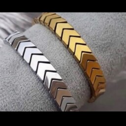 دستبند حدید فلشی رنگ ثابت در دو رنگ طلایی و نقره ای 