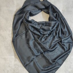 روسری مشکی ژاکارد برند ترک جنس نخ ابریشم درجه یک مجلسی قواره 100 تا 110