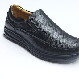 کفش چرم اشبالت مردانه رنگ مشکی فقط 40  و رنگ عسلی تا 45 