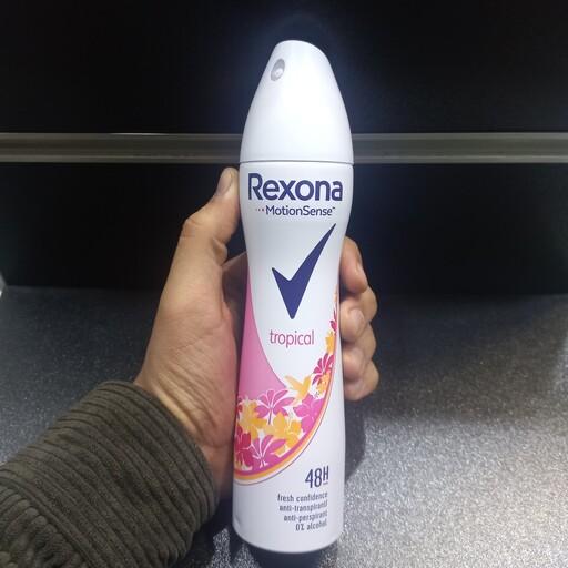 اسپری ضد تعریق و خوشبو کننده رکسونا(Rexona)،مدل tropical،حجم 200ml،ماندگاری 48 ساعته،بدون الکل