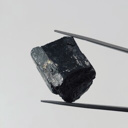 راف سنگ تورمالین سیاه ( شورلیت ) معدنی افغانستان  