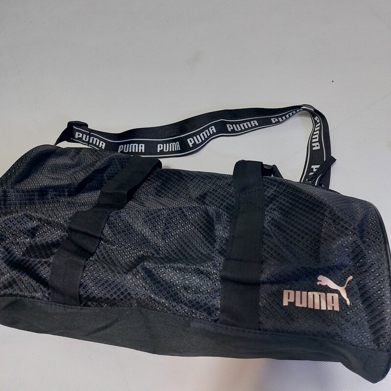 کیف ورزشی ساک ورزشی پوما اورجینال PUMA  در پوشاک دوقلو  زنانه 
