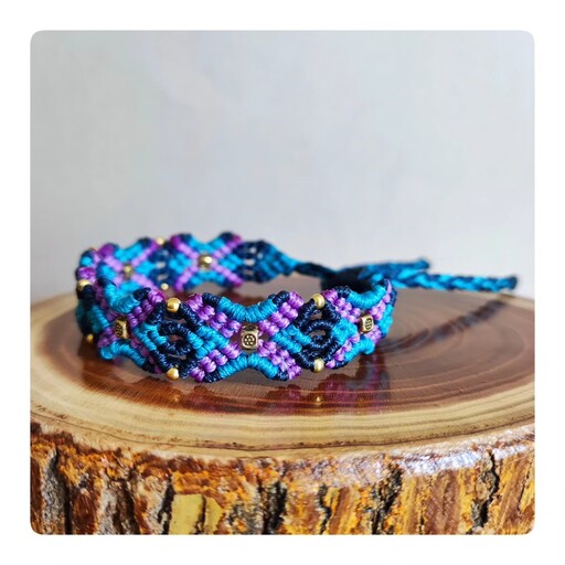 دستبند دست ساز میکرو مکرومه اسپورت طرح سنتی رنگ آبی و بنفش