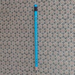 مداد مشکی سه گوش پاکن دار HB بدنه رنگی آبی با کیفیت سلیم صبیر