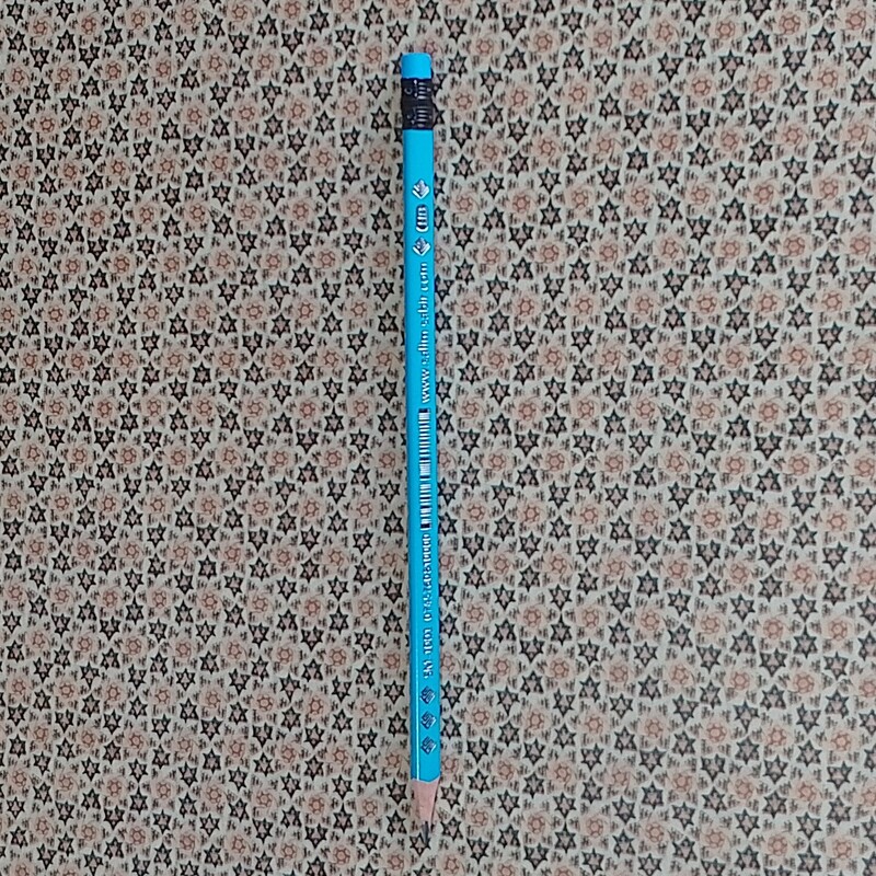 مداد مشکی سه گوش پاکن دار HB بدنه رنگی آبی با کیفیت سلیم صبیر