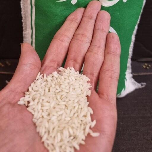 برنج ایرانی عنبربو ممتاز مادر 10کیلویی سورت و بوجار شده کیفیت تضمینی