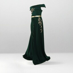 لباس یلدایی مجلسی زنانه شیک ماکسی سبز کارشده با اپلیکه طلایی یقه قایقی مناسب مجالس 