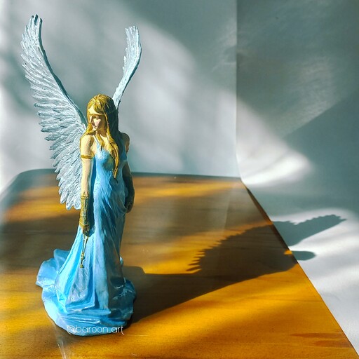 مجسمه فرشته هانیِل .. جنس رزین پلی استر .. پرداخت و رنگ آمیزی ظریف و دقیق کار دست و قلمو .. قابل شستشو و ضدخش