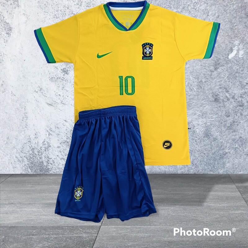 لباس و شورت ورزشی تیم ملی فوتبال برزیل با مدل نیمار 