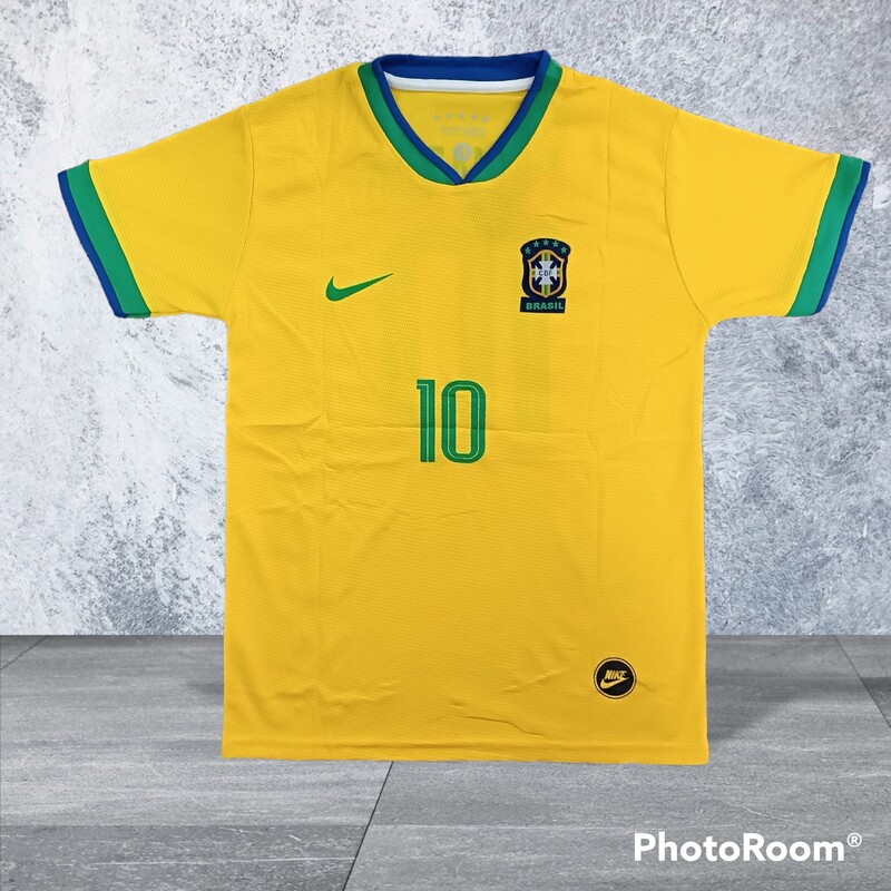 لباس و شورت ورزشی تیم ملی فوتبال برزیل با مدل نیمار 