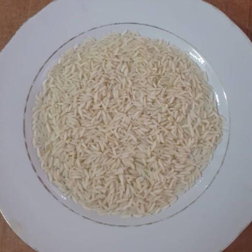 برنج هاشمی  آستانه اشرفیه  امساله دوبار الک سورت شده و خالص 10 کیلویی  برنج تاملی