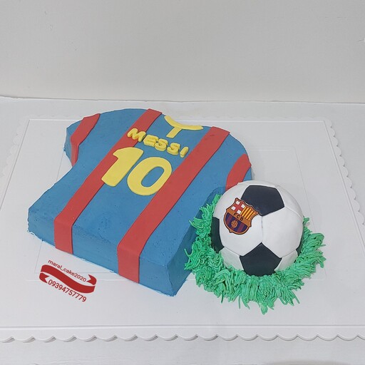 کیک لباس و توپ فوتبالی