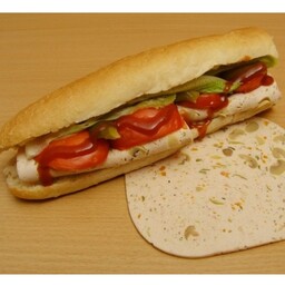 ساندویچ سرد ژامبون حامی به صورت پک 50 و25 عددی با سس تک نفره بعلاوه مخلفات کاملا بهداشتی