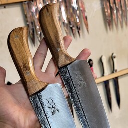 چاقوی اشپزخانه راسته و سلاخی فولادی درجه یک بسیار تیز خوش دست کلیپ تست چاقو رو گذاشتم فقط ببینید چه کار عالی ودرجه یکیه