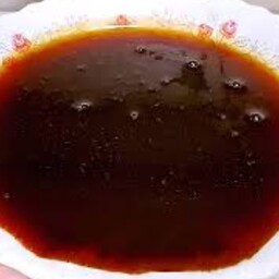 شیره توت طوبی کده در ظروف یک کیلویی سرشار از قند طبیعی و سالم 