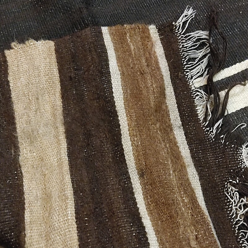 گلیم یا جاجیم قدیمی دست بافت ترکمن پشم حیوانی کاری با ارزش و موندگار با ابعاد قالیچه ای