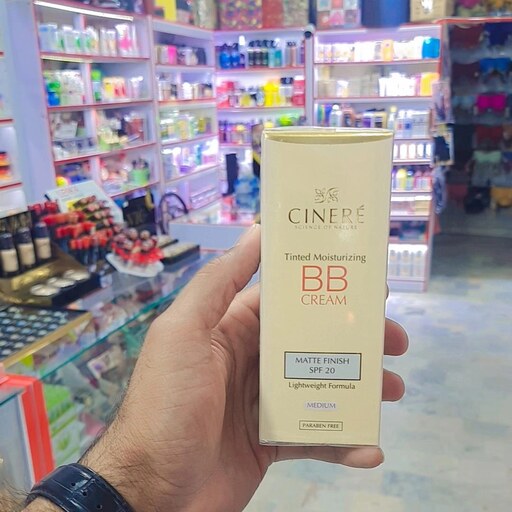 سینره کرم پودر رنگ مدیوم و ضد افتاب و مرطوب کننده BB ب ب کرم spf 20 