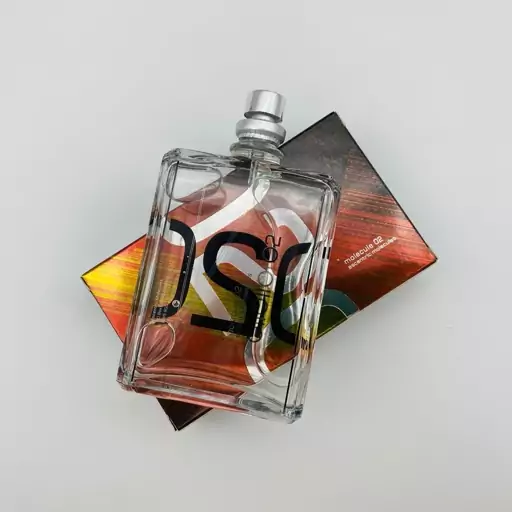 عطر مولکول   مولکولز مردانه زنانه  گرمی29500 برند(یورو فرگرنس  اسپانیا )