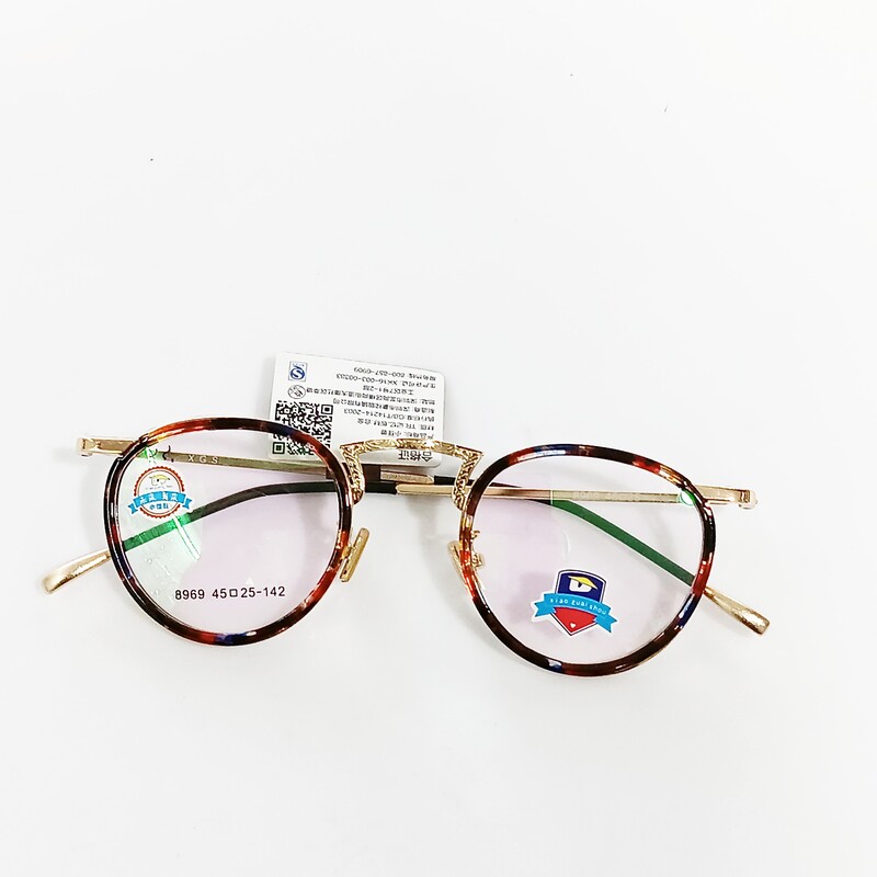 عینک طبی گرد سایز کوچک با قابلیت تعویض عدسی های جدید نمره دار جنسیت فریم فلزی دور حدقه کایوچویی دارای روبینی قابل تنظیم 