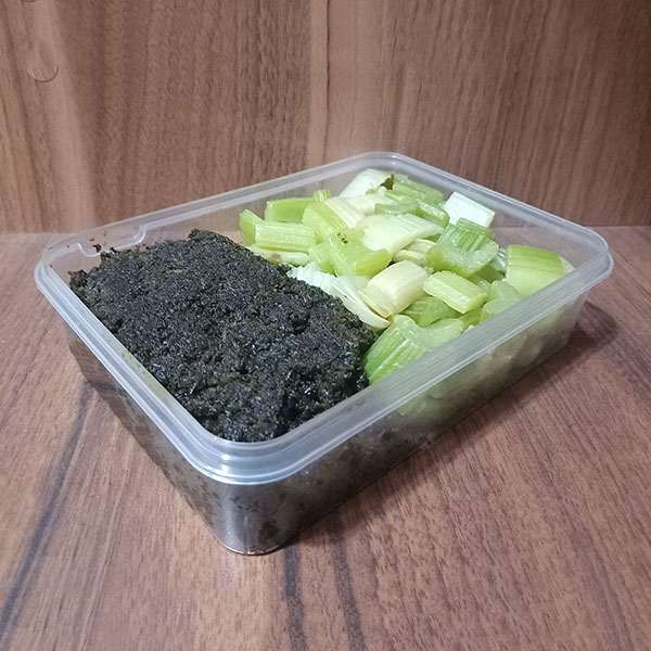سبزی خورشت کرفس سرخ شده 500 گرم (پس کرایه)