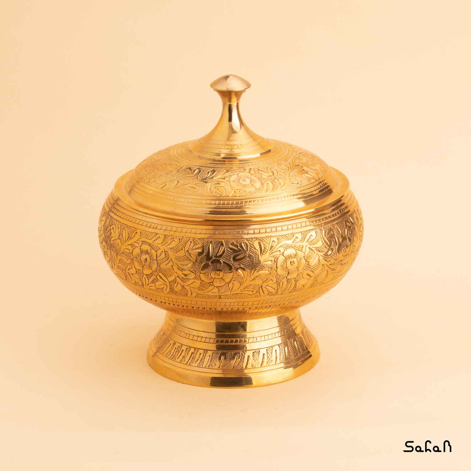 شکلات خوری پایه دار قلمزنی برنجی طلایی مدل چونا سایز 1 مبلمونسرا مدل 296552