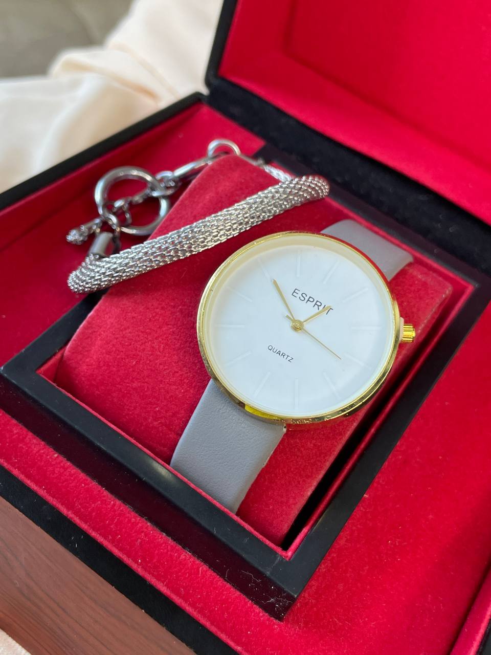 ست ساعت اسپریت