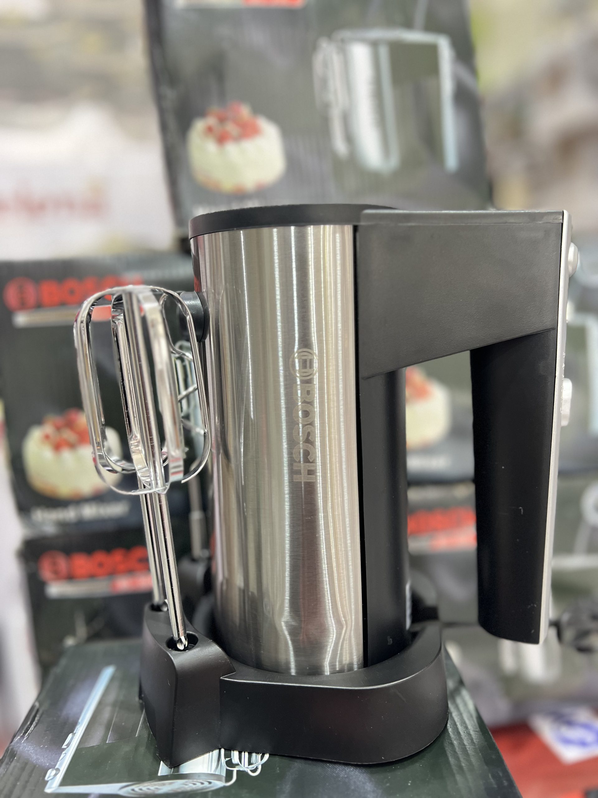 همزن دستی پایه دار بوش مدل bs-368-1