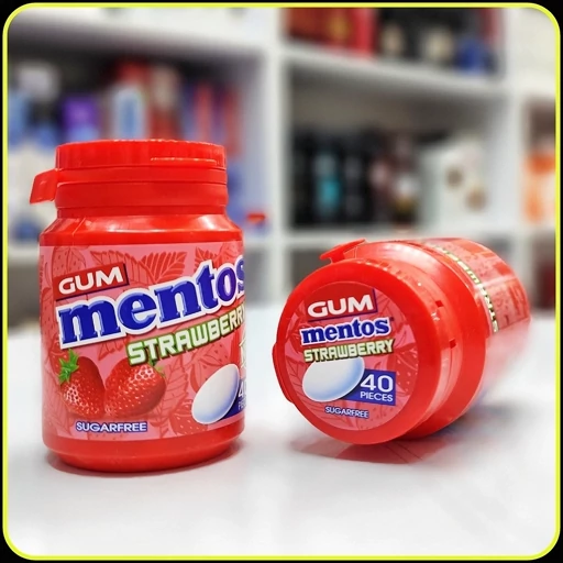 آدامس منتوس طعم توت فرنگی بدون قند mentos