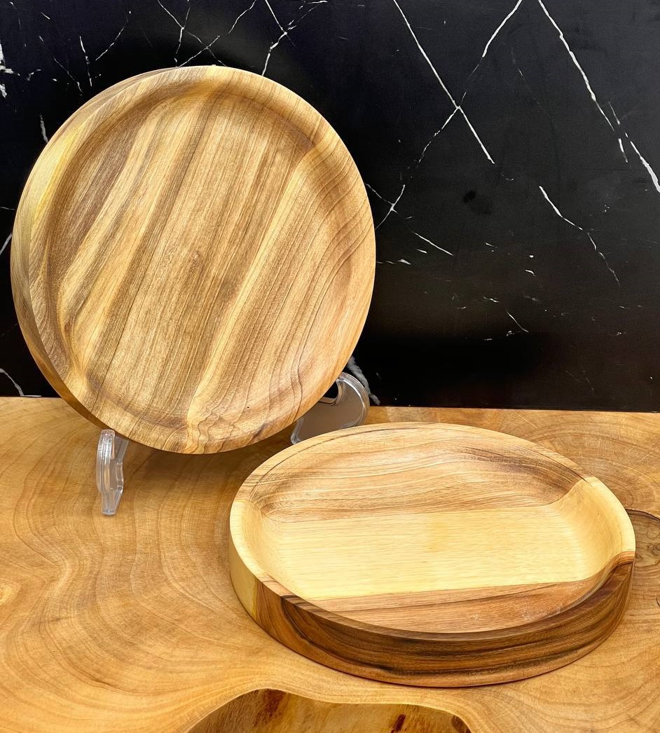 پیش دستی لبه دار چوب گردو (پست پیشتاز پس کرایه)