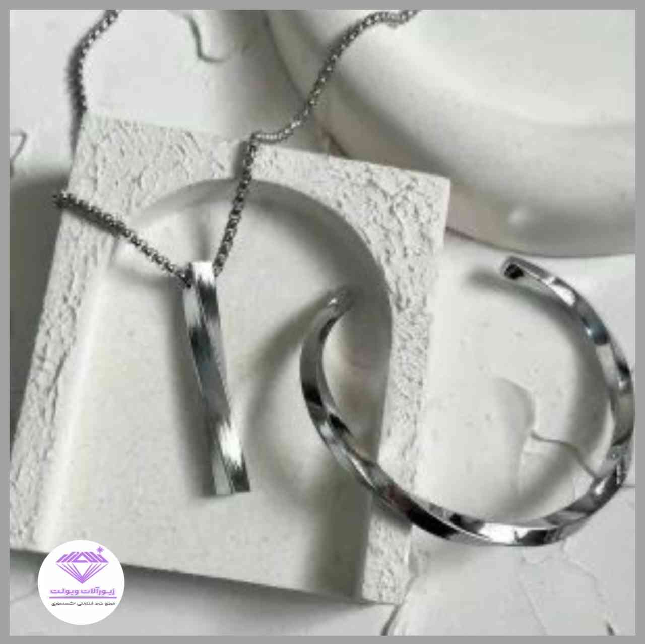 ست گردنبند و دستبند  مردانه مکعب عشق| کد 3050