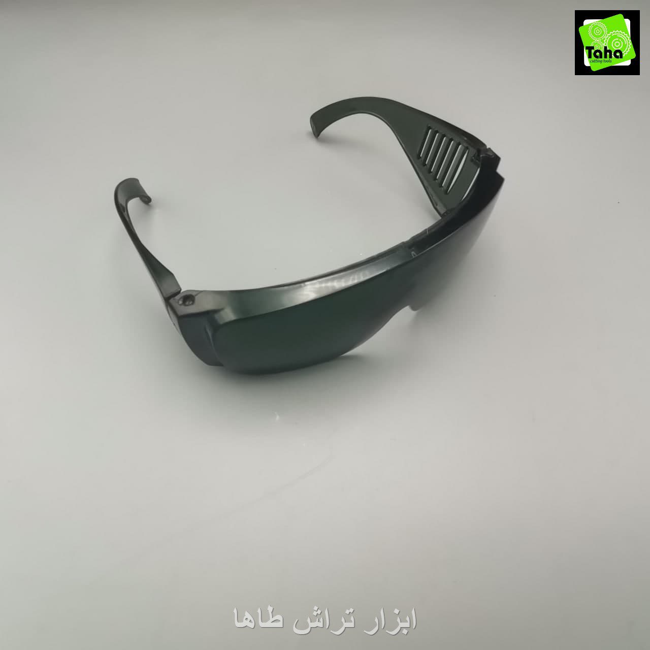 عینک دودی بغل کرکره