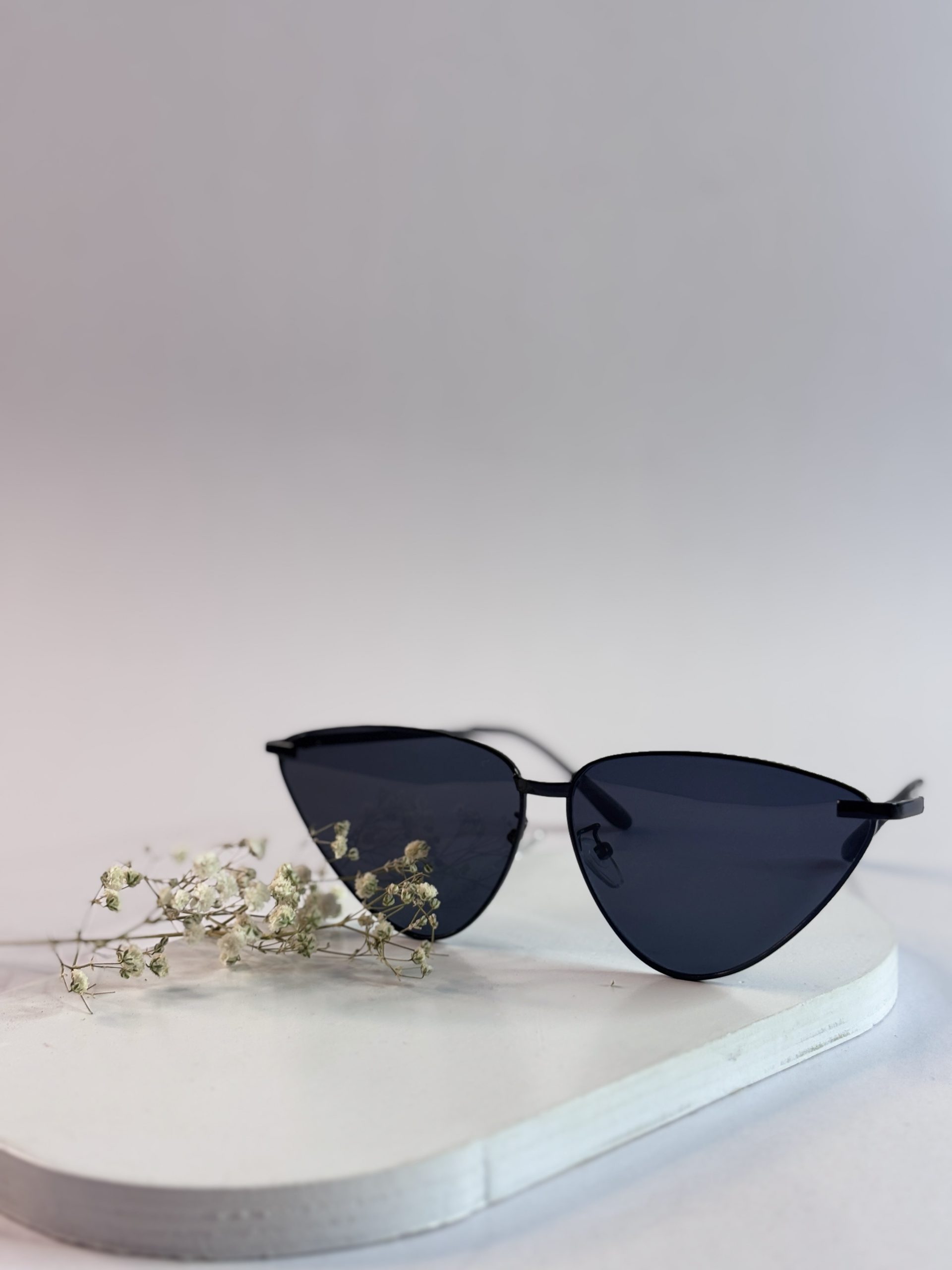 عینک افتابی برند Gucci زنانه دخترانه کلاسیک مشکی یووی 400