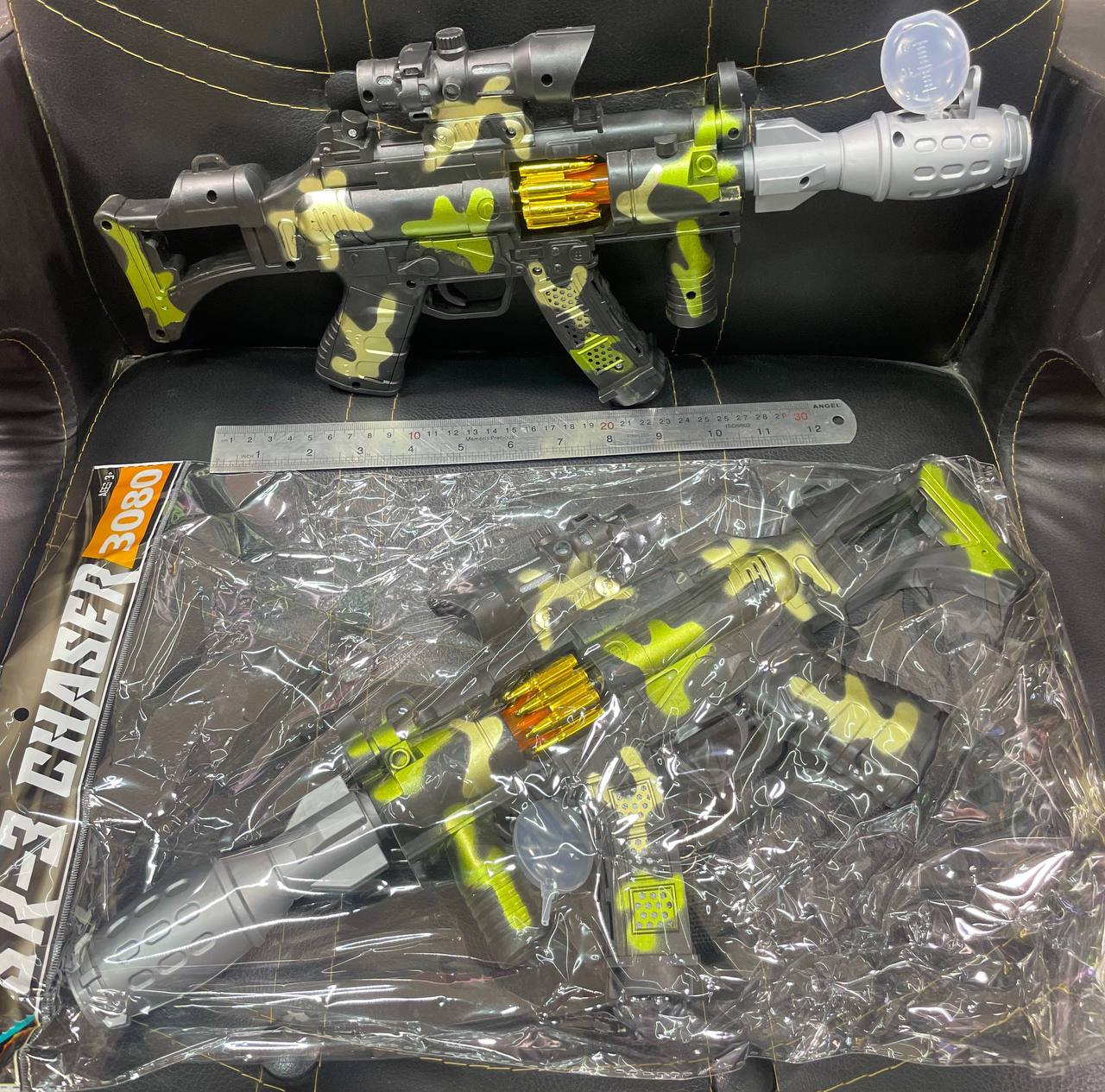 تفنگ باطری خور چراغدار وموزیکال ودودزا (پست پیشتاز پس کرایه)