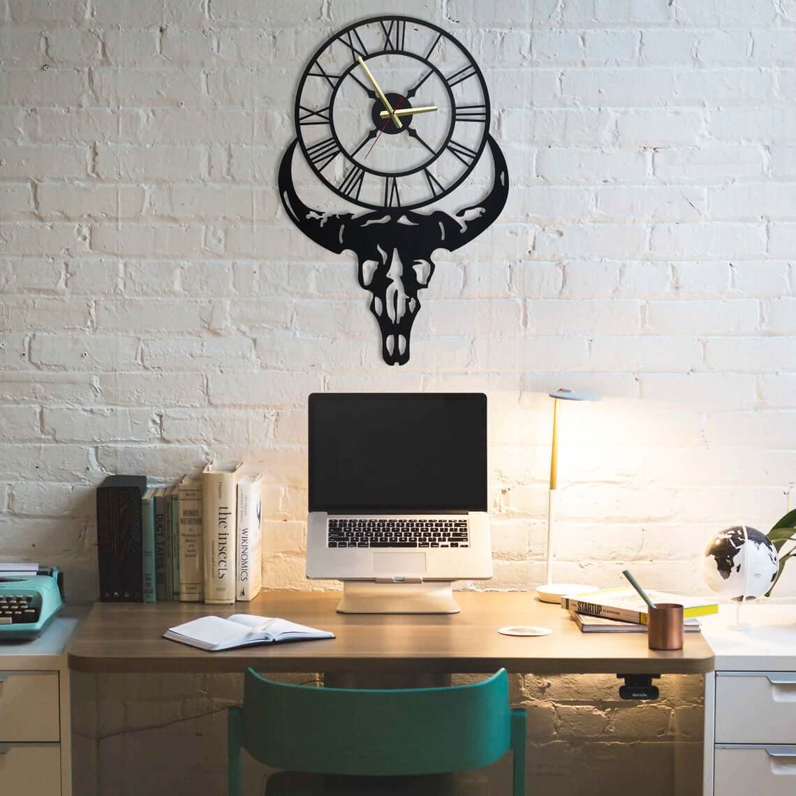 ساعت دیواری مدل horned cow