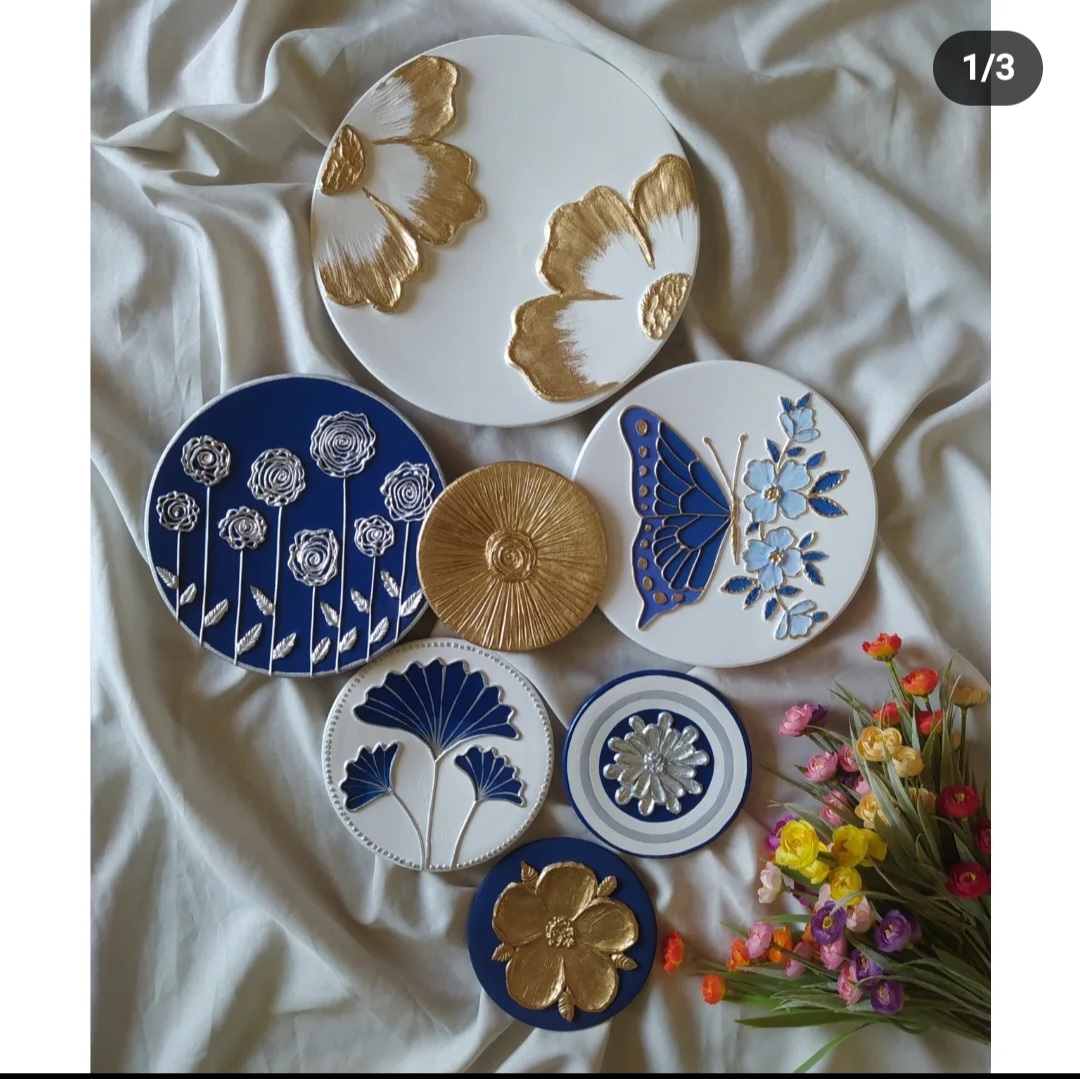 ست دیوار کوب  سورمه ای سفید طرح گل برجسته پروانه طلایی
