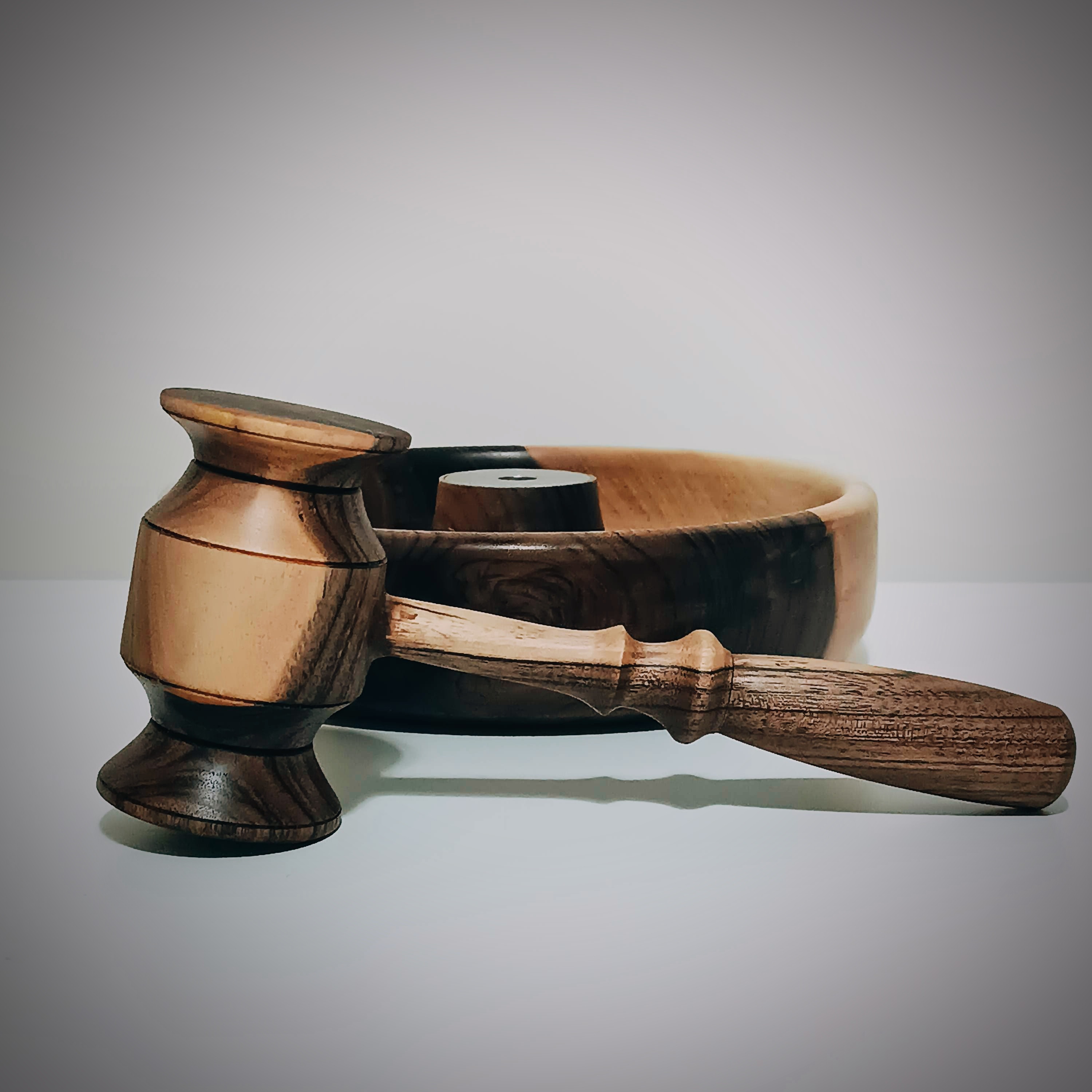 گردو شکن چوبی دستساز مدل g1