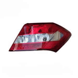 چراغ خطر عقب راست ساینا سایپا یدک قطعات خودرو وحید