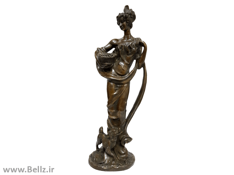 مجسمه زن برنز سبد به دست