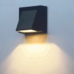 چراغ دیواری یک طرفه دکوراتیو 3wرنگ آفتابی بدنه آلومینیومی مشکی