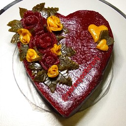 کیک لواشک یلدایی و هدیه، طرح قلب  لواشک خوشمزه و ترش وشیرین، با فیلینگ ترشک