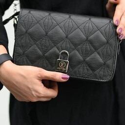 کیف زنانه  دستی سایز متوسط چرم اعلا تک رنگ مشکی 