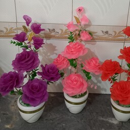 گلدانی گل لمسی در طرح زیباو رنگهای متنوع