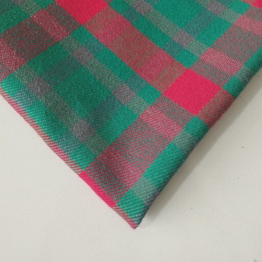 پارچه پشمی چهارخونه درجه یک رنگ سبز و قرمز