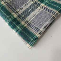 پارچه پشمی چهارخونه درجه یک گرم بالا قیمت به ازای ده سانتی متر می باشد