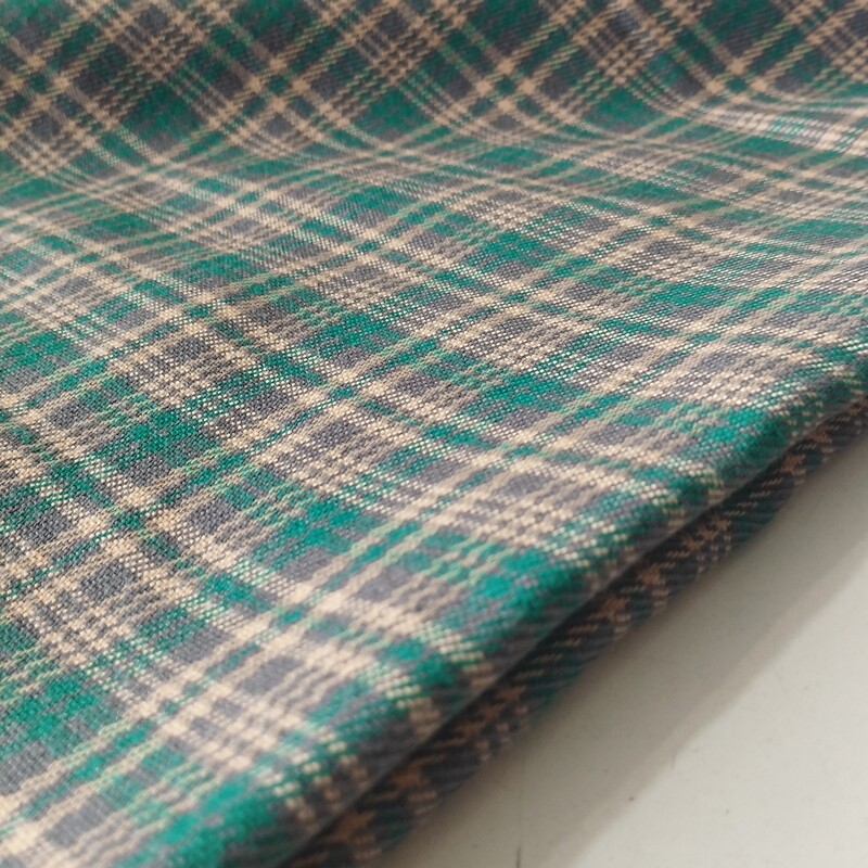 پارچه پشمی چهارخونه درجه یک قیمت برای ده سانتی متر می باشد
