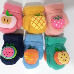 دستکش بچگانه میوه ای ژله ای داخل خز طرح هندوانه رنگ سورمه ای مناسب 6 ماه تا 3 سال